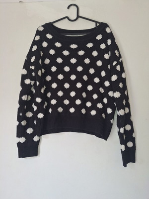 Pullover sweater polka dot like new, size M, black and white