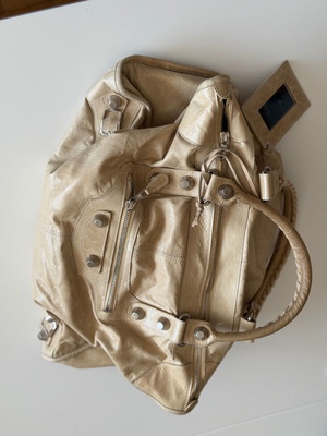 Balenciaga City Bag used, beige shoulder bag with soft leather