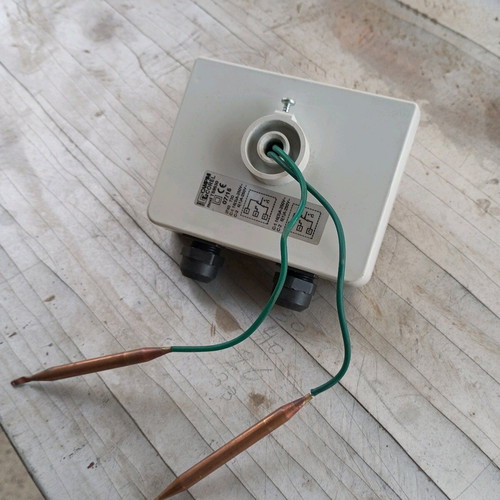Double immersion thermostat new with gift 1/2" valve