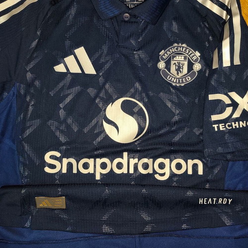 Manchester United Adidas football jersey new, authentic