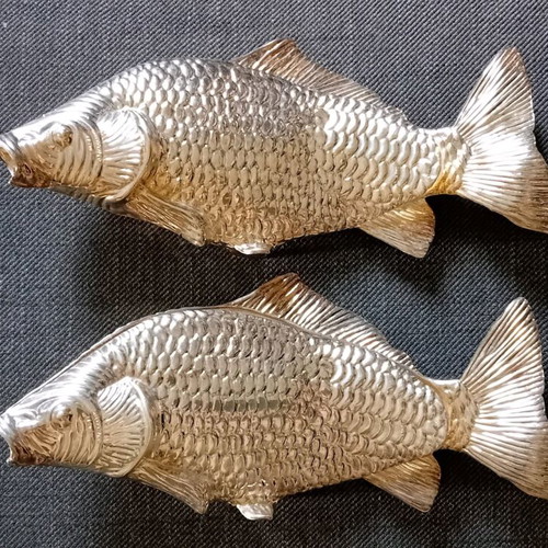 Set of 2 vintage silver-plated Koi fish paper menu napkin holders like new