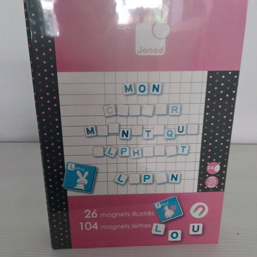 Janod Magnetic Book Latin Alphabet New