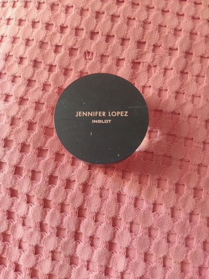 Inglot Jennifer Lopez Glow Powder like new