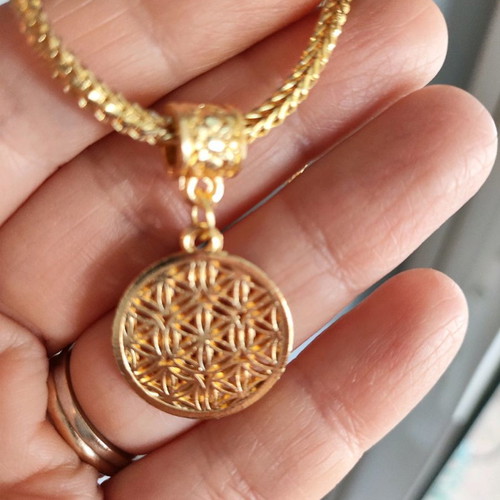 Pendant with 41 cm chain length