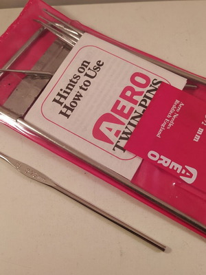 Aero knitting needles new