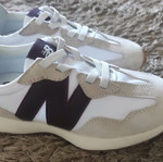 New Balance athletic shoes like new, size 37