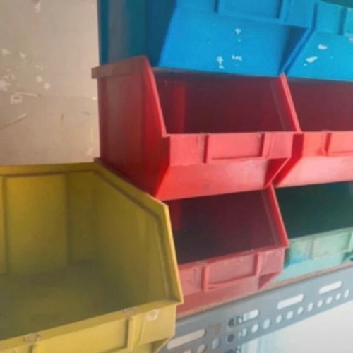Plastic small organization shelves used, pack of 4