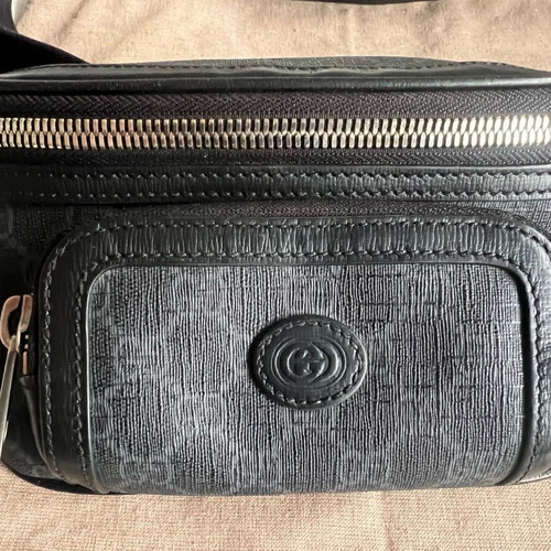 Gucci GG Supreme Monogram Textured Calfskin Retro Interlocking G Belt Bag black