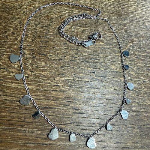 Necklace with hearts made of steel, new, silver color