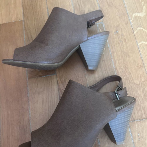 Marks & Spencer brown sandals like new, size 39