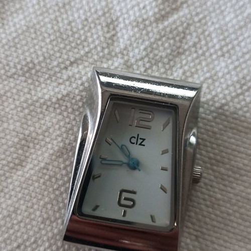 Women's watches used set of two