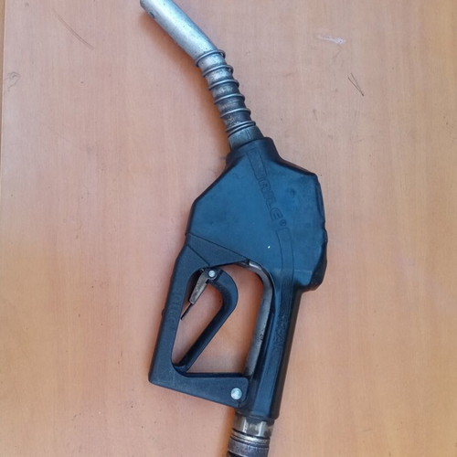 Fuel nozzle Φ20, AILE 11-A, curved aluminum, automatic with 3/4 connector