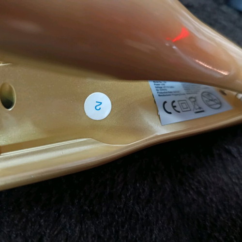 Beauty Salon OmniA hair straightener set like new