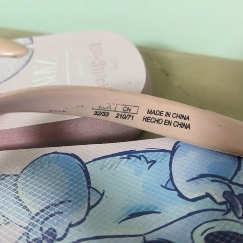 Girls' pink Stitch flip-flops, sizes 32-33