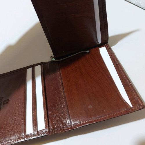 National Geographic and Lavor wallets used, black and brown