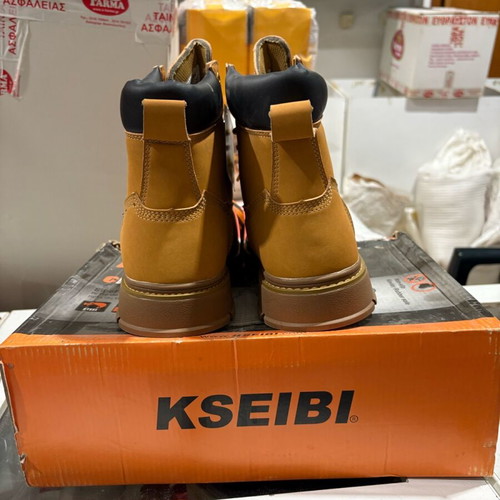 Work shoes with safety new, sizes 40-46