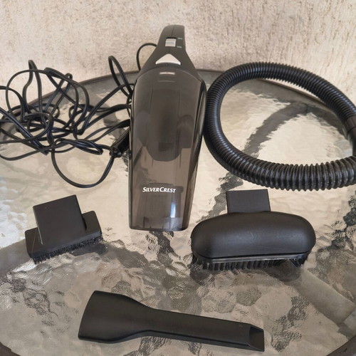 Silvercrest 12 Volt Car Vacuum Cleaner like new with accessories