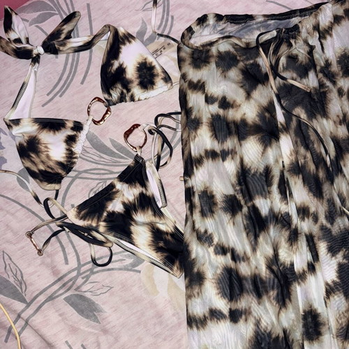 Swimsuit and pareo set XS like new, multicolor