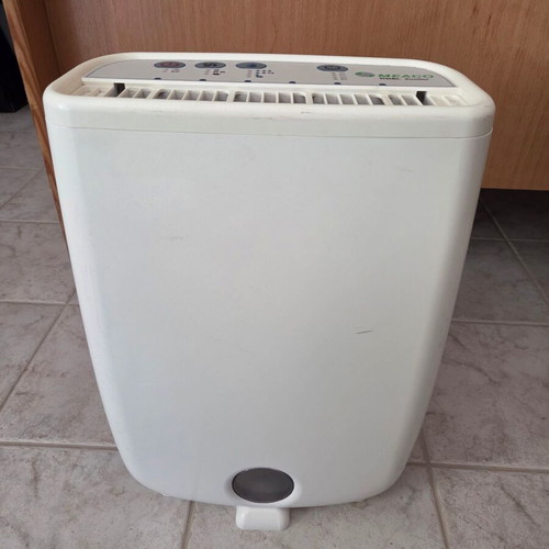 Meaco DD8L Junior dehumidifier used with zeolite technology