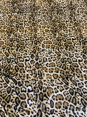 Лъскава леопардова тъкан нова 3.10x1.60cm