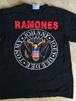 Ramones band shirt size L slim fit used, black