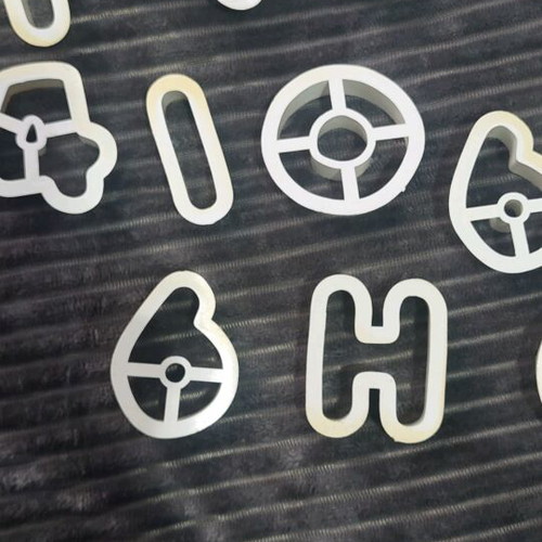 Pastry cutter set like new with numbers and letters