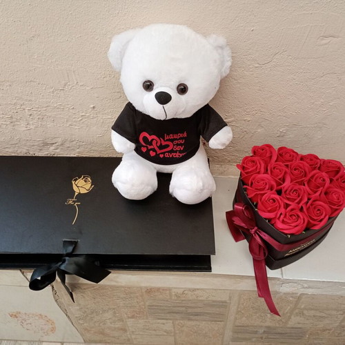 Set of hearts with roses and teddy bear like new