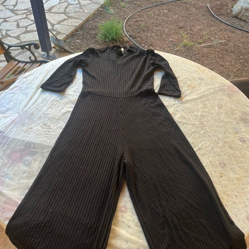 Women's jumpsuit like new, black, size M