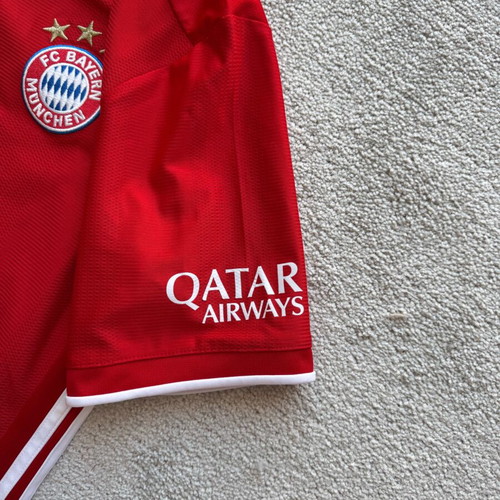 Bayern Home 20-21 Authentic Jersey like new, size M