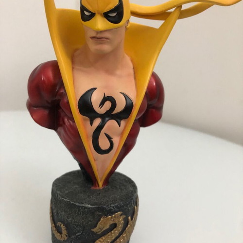 Iron Fist Red Variant Resin Bowen Bust new, Marvel Limited Edition