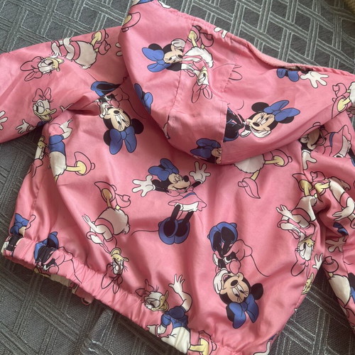 Baby clothing lot size 80/12m like new, padded jackets and sweatshirts