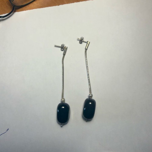 Silver dangling earring with black tourmaline stone like new