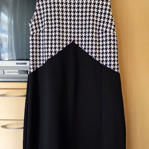 Jelonek dress new black and white M/L with side slit