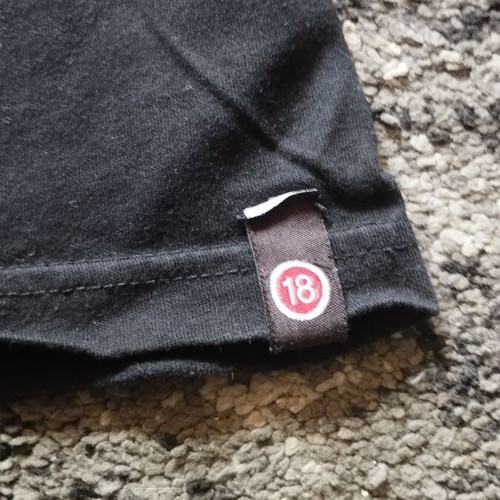 Slightly Offensive/18 T Shirt M Used Black Cotton