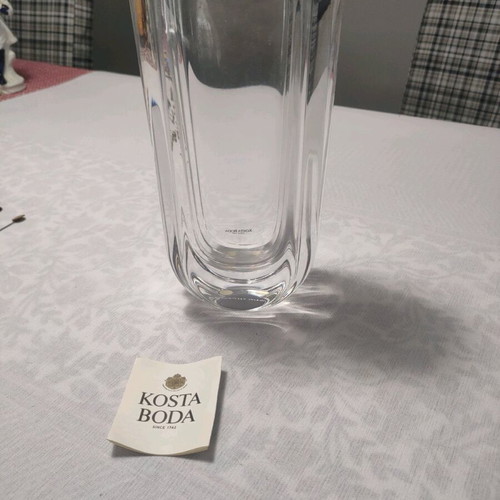 Kosta Boda crystal vase new, 23 cm height