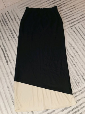 Women's skirt used size 38, black and beige
