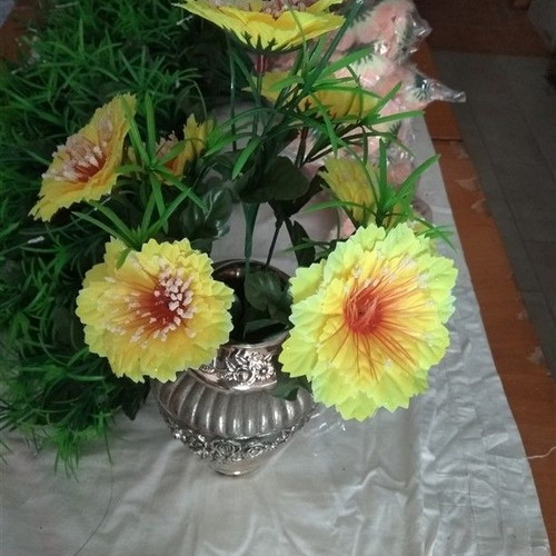 Decorative bouquet with flowers new, 7 blooms, 30 cm height