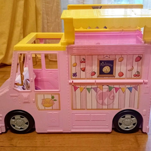 Barbie Cantina HPL71 by Mattel like new