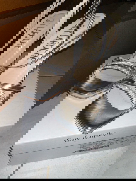 GUY LAROCHE Νυφικά