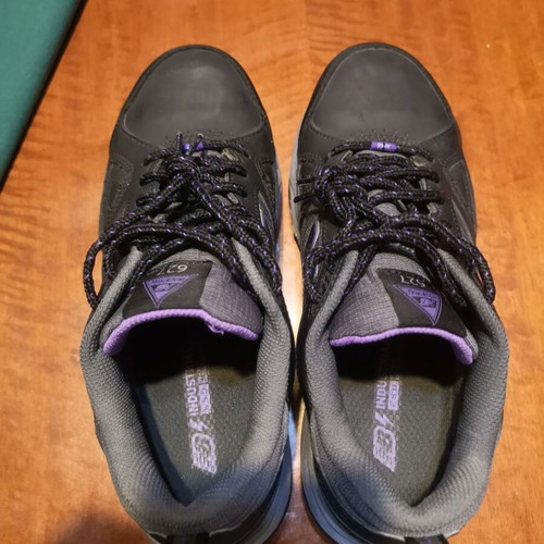New Balance γυναικεία αθλητικά παπούτσια εργασίας Steel Toe 627 V2 καινούργια, μέγεθος 39, μαύρο γκρι