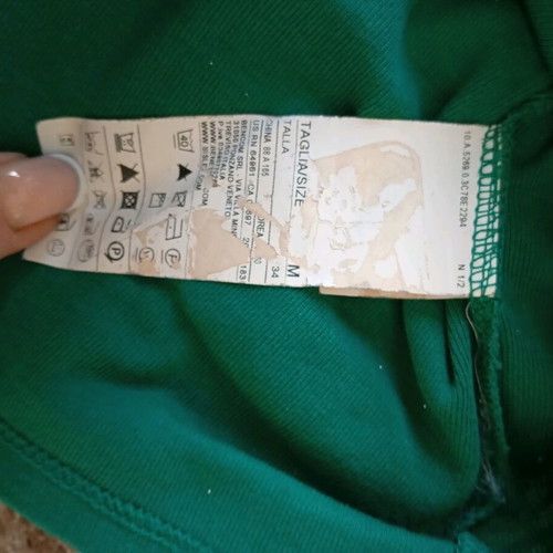 Benetton women's green turtleneck like new, cotton fabric