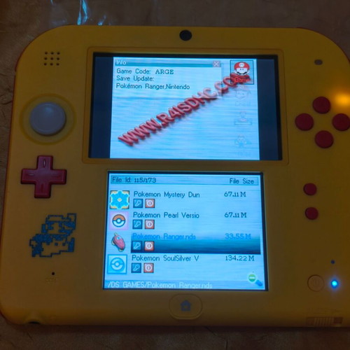 Nintendo 2DS Special Edition console Super Mario Maker