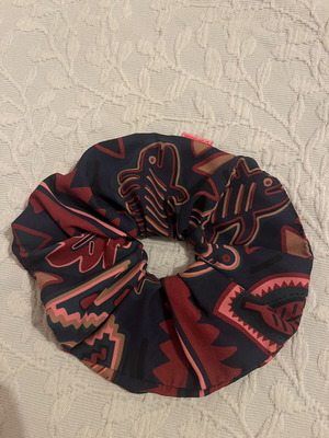 Scrunchie Karavan like new