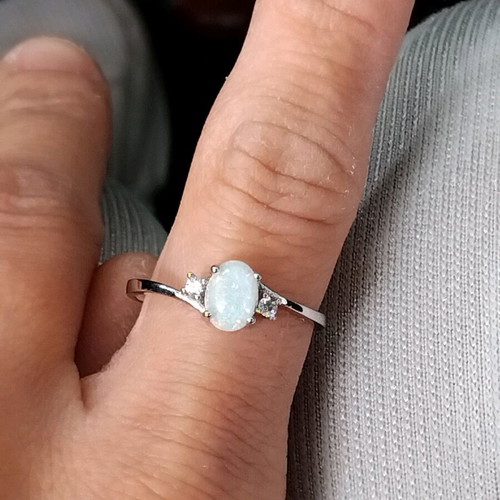 Opal ring with zirconia stones size 9 new
