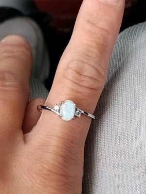Opal ring with zirconia stones size 9 new