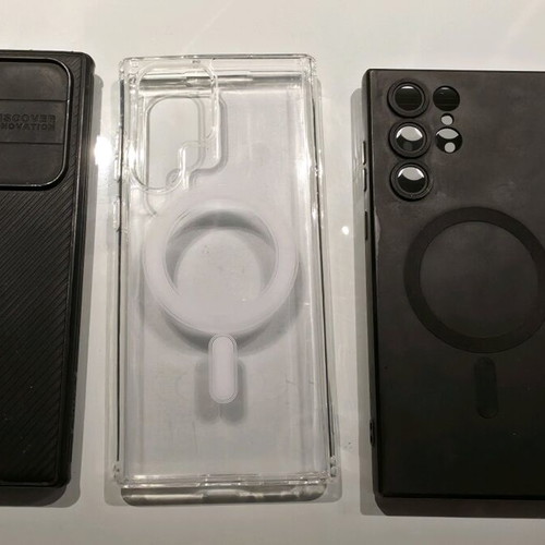 Samsung S22 Ultra cases like new, genuine and Spigen