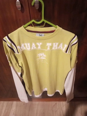 Vintage 00's T-shirt with Muay Thai print, like new, size M