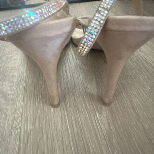 Steve Madden girl sandals with rhinestones, used, size 40, silver