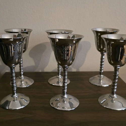 Silver-plated glasses set of 6 like new with design