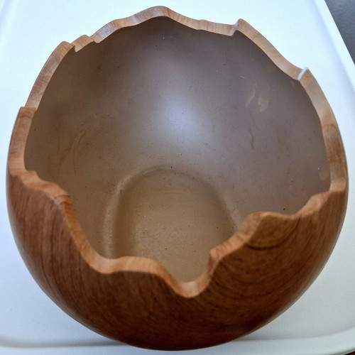 Decorative ceramic bowl Eggshell with wood-look finish like new